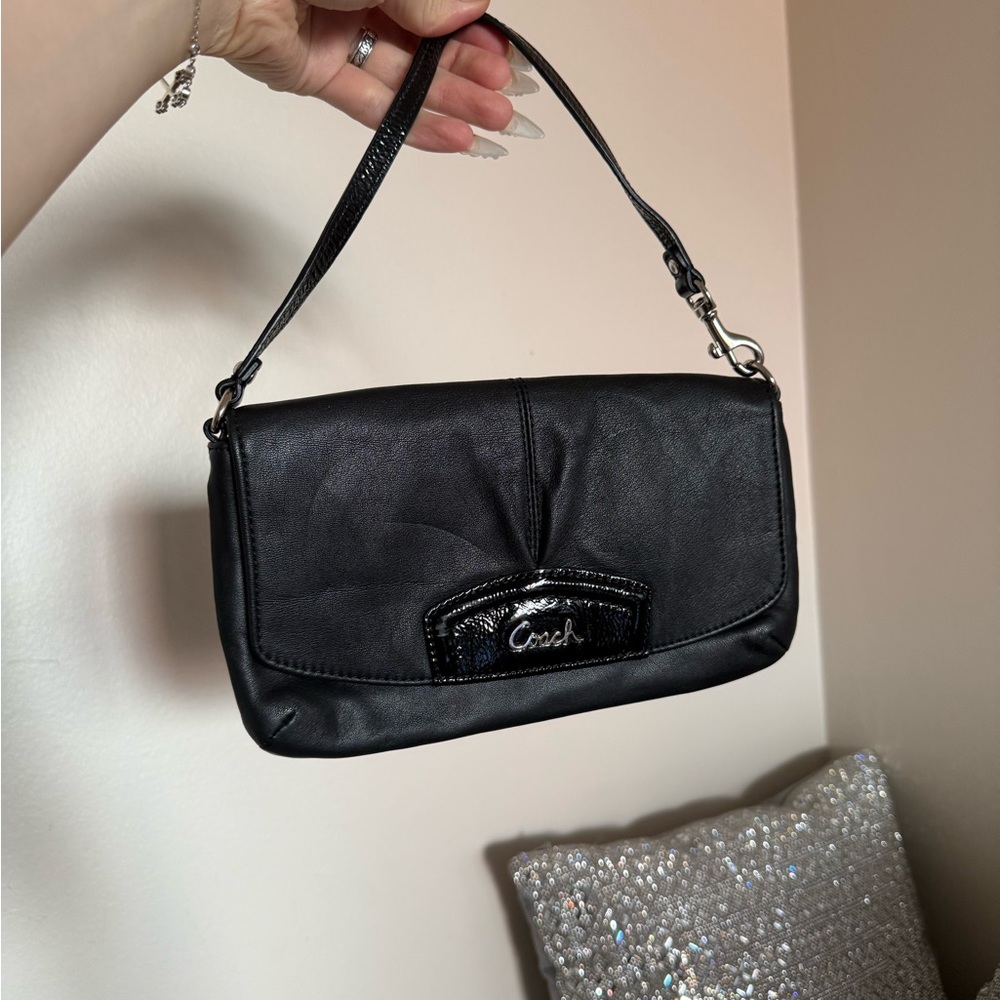 Coach Black Leather Shoulder Bag with Logo Detail
